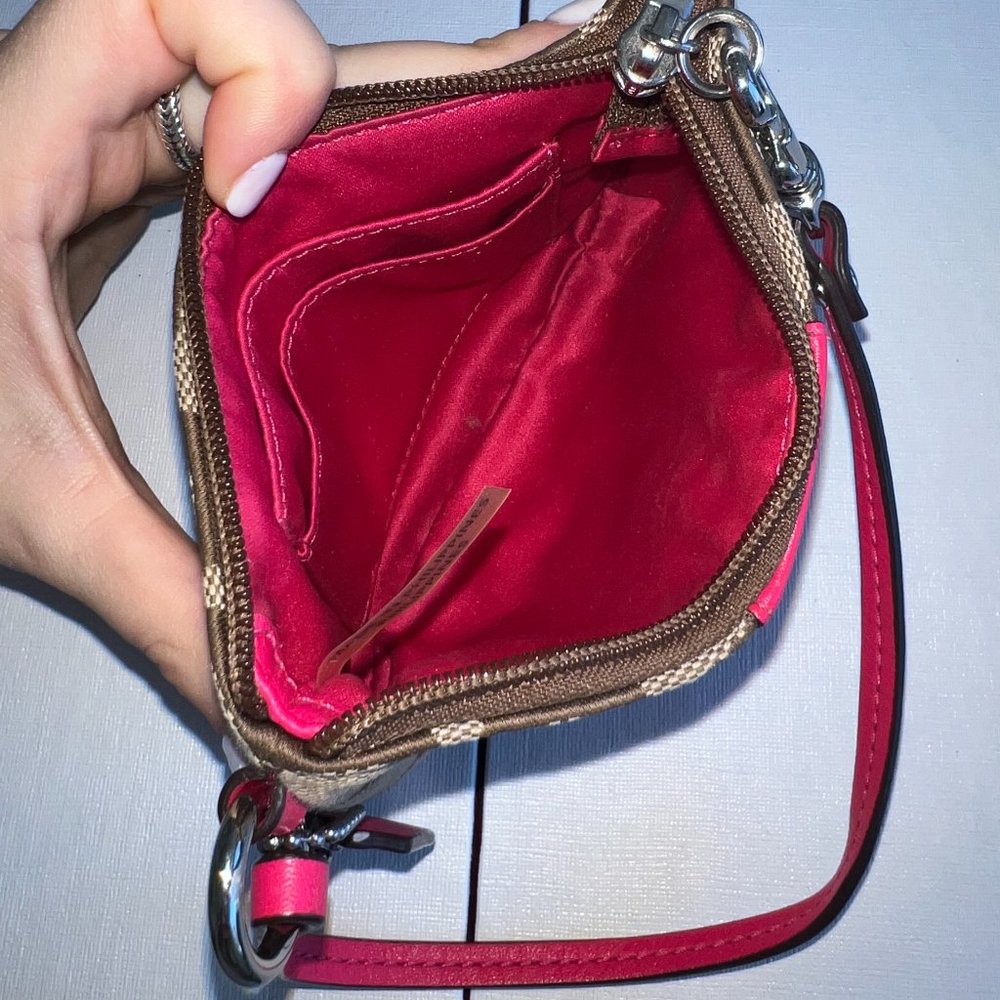 Coach Wristlet in Pink & Classic Brown "C" Pattern - Picture 11 of 12